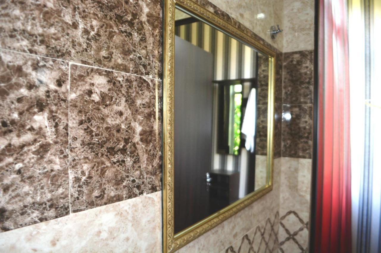 Mg Hotel Yerevan Ngoại thất bức ảnh